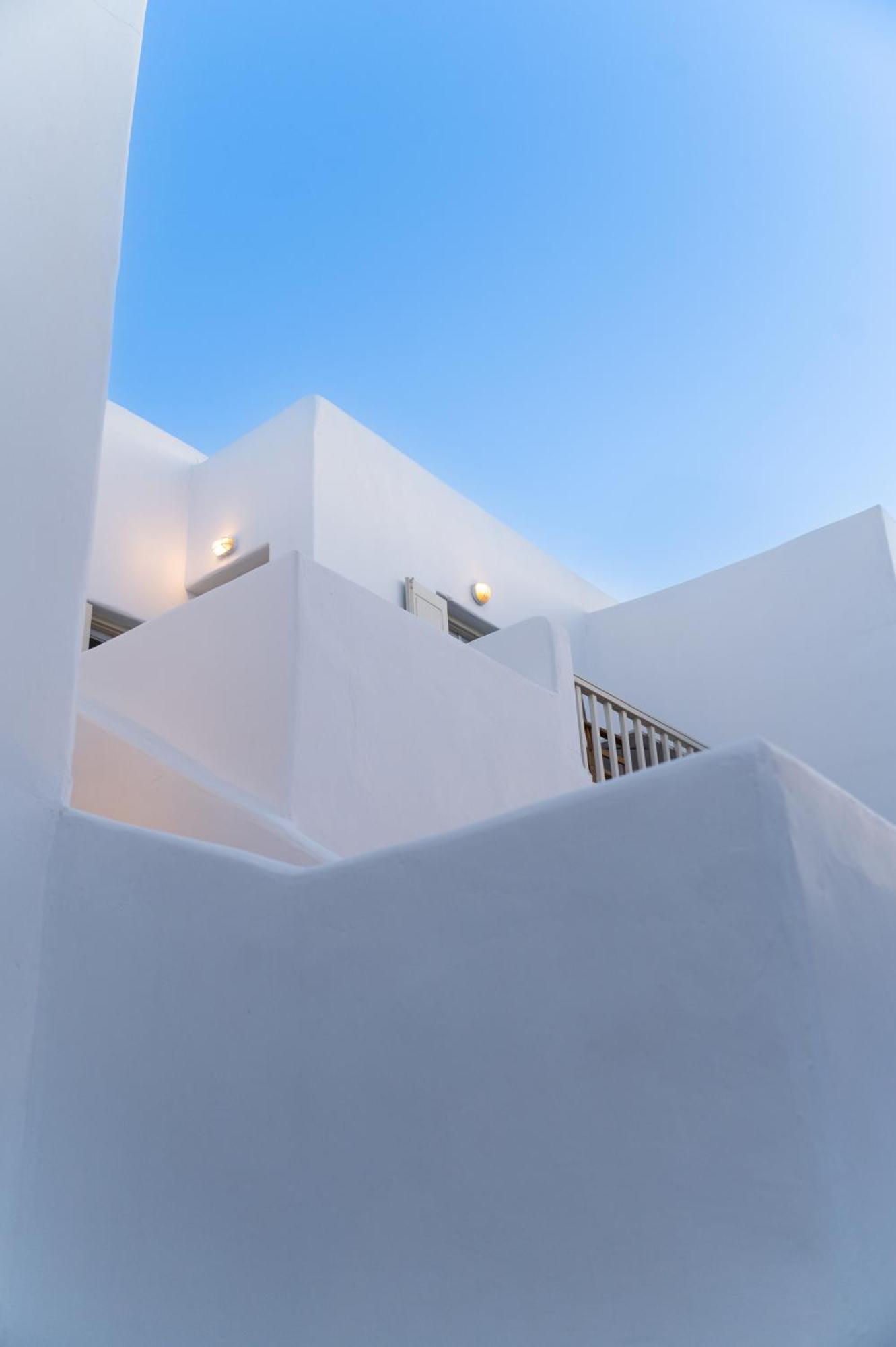 Twins-Trisa Apartments Ornos  Exterior foto